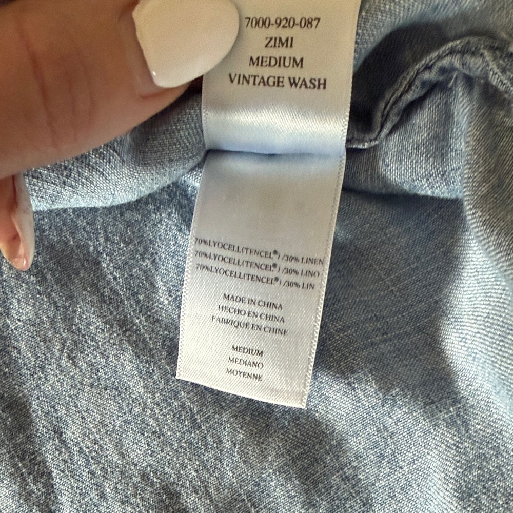 Rails Zimi Light Blue V-Neck Top Vintage Wash Medium - Picture 3 of 7